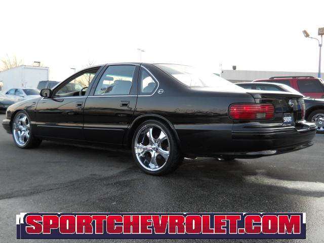 Chevrolet Caprice Classic or Impala SS 1996 photo 2