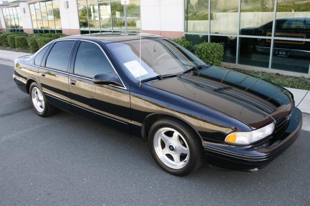 Chevrolet Caprice Classic or Impala SS 1996 photo 2