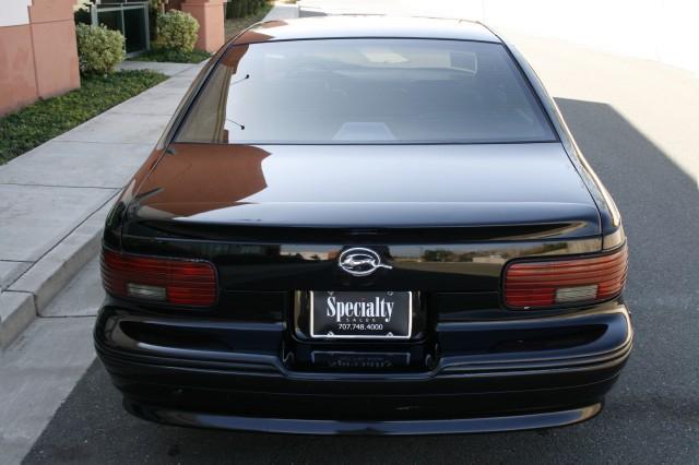 Chevrolet Caprice Classic or Impala SS 1996 photo 5