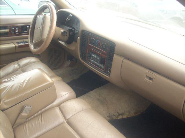 Chevrolet Caprice Classic or Impala SS 1996 photo 2