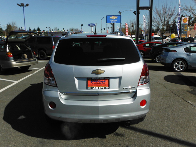 Chevrolet Captiva Sport 2012 photo 2