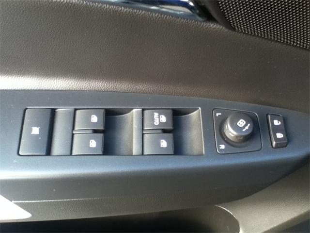 Chevrolet Captiva Sport 2012 photo 3