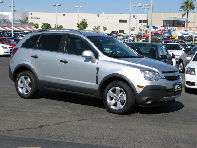 Chevrolet Captiva Sport 2012 photo 2