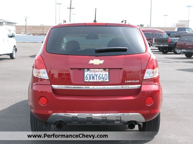 Chevrolet Captiva Sport 2012 photo 2