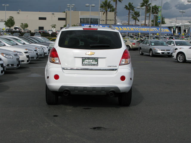 Chevrolet Captiva Sport 2012 photo 2