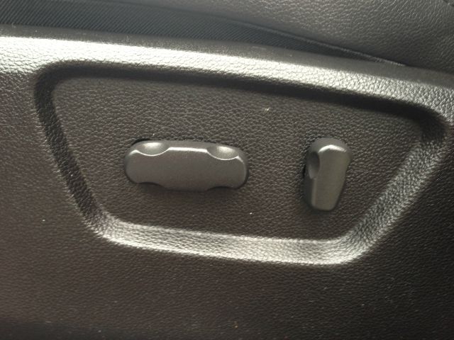 Chevrolet Captiva Sport 2012 photo 20