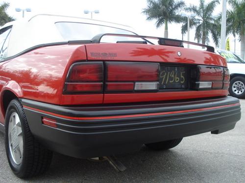 Chevrolet Cavalier 1991 photo 3