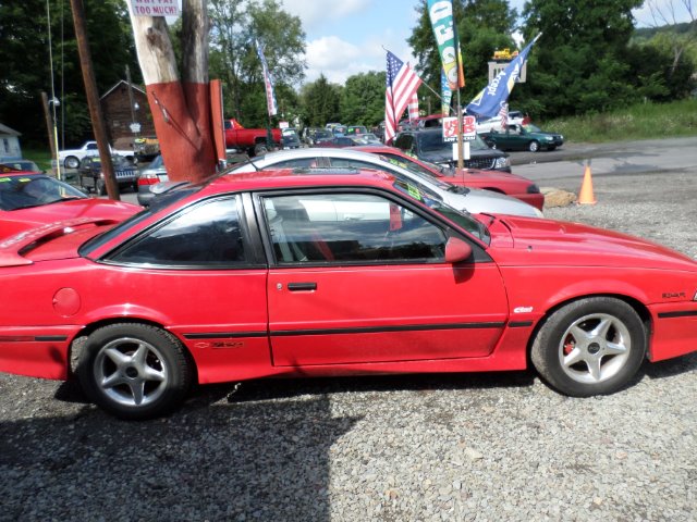 Chevrolet Cavalier 1992 photo 2