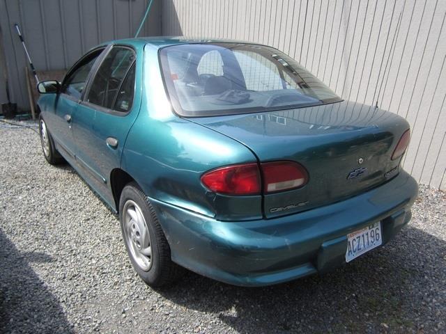 Chevrolet Cavalier 1996 photo 3