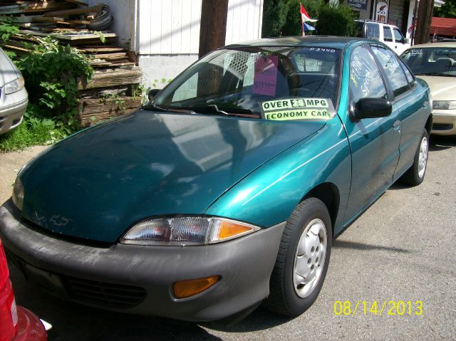 Chevrolet Cavalier 1996 photo 2