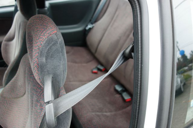 Chevrolet Cavalier 1998 photo 2