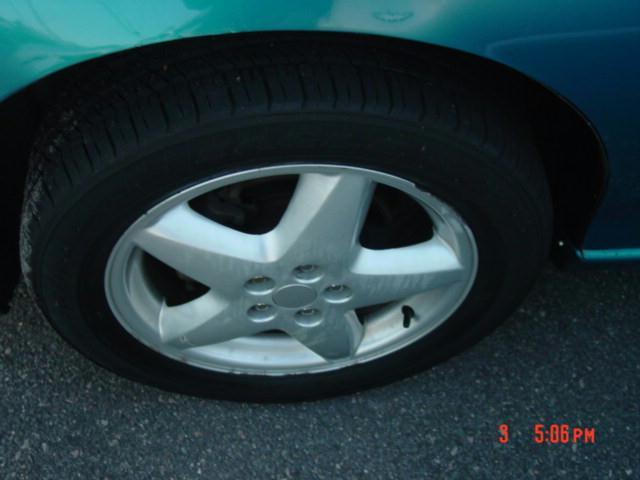Chevrolet Cavalier 1998 photo 3