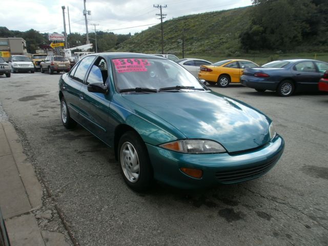 Chevrolet Cavalier 1998 photo 4