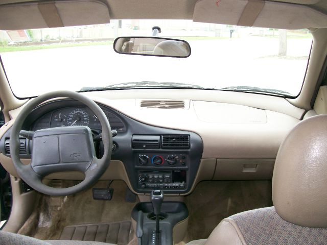Chevrolet Cavalier 1998 photo 5