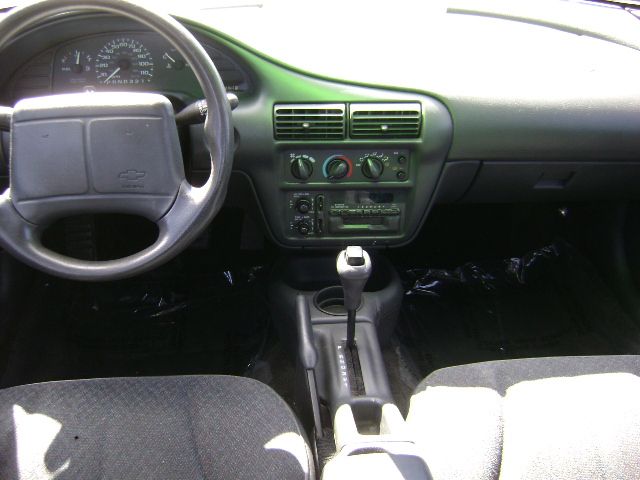 Chevrolet Cavalier 1998 photo 2