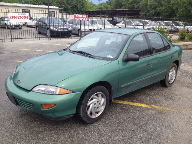 Chevrolet Cavalier 1999 photo 2