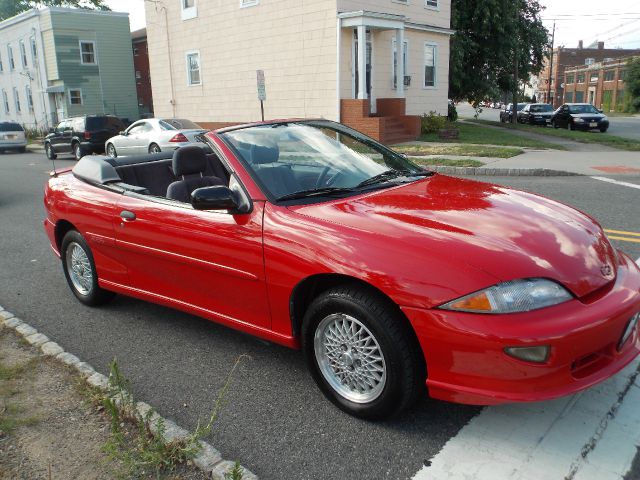 Chevrolet Cavalier 1999 photo 2