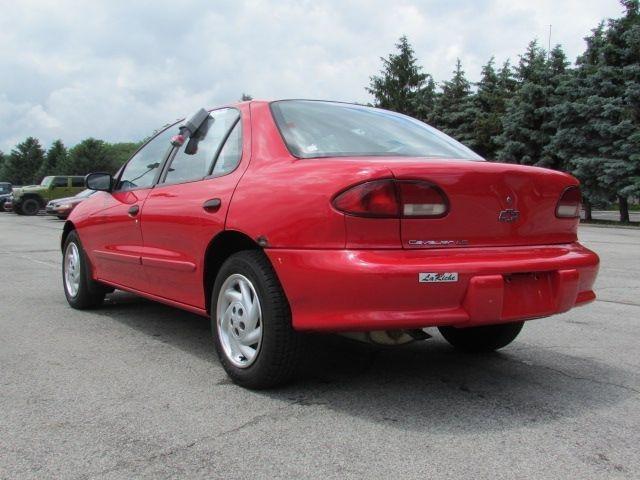 Chevrolet Cavalier 1999 photo 2