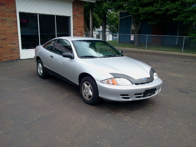 Chevrolet Cavalier 2000 photo 2