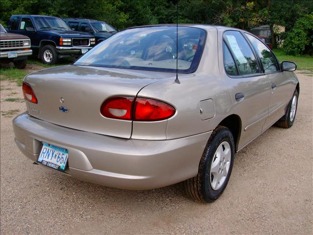 Chevrolet Cavalier 2000 photo 2