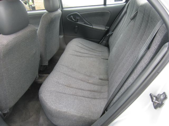 Chevrolet Cavalier 2001 photo 4