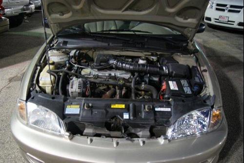 Chevrolet Cavalier 2001 photo 2