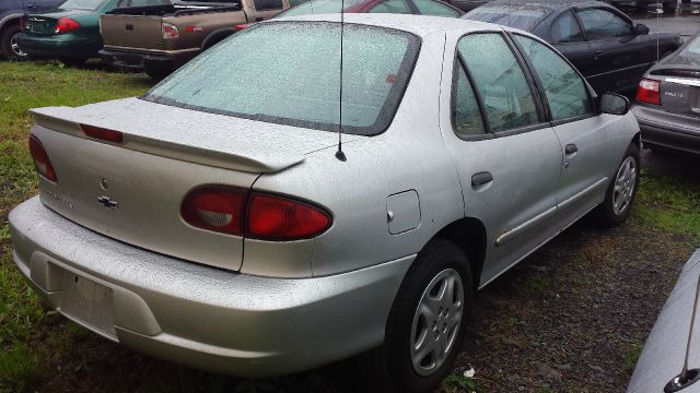 Chevrolet Cavalier 3.2 Sedan 4dr Sedan