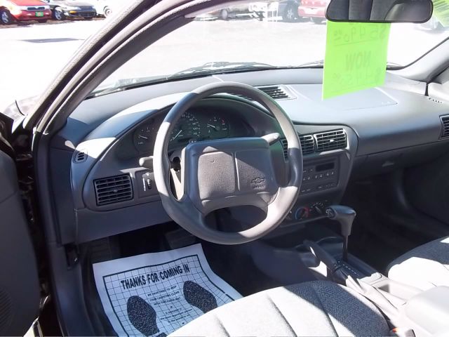 Chevrolet Cavalier 2001 photo 4