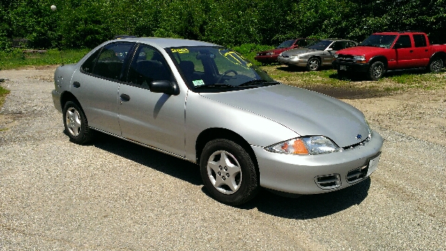 Chevrolet Cavalier 2001 photo 3