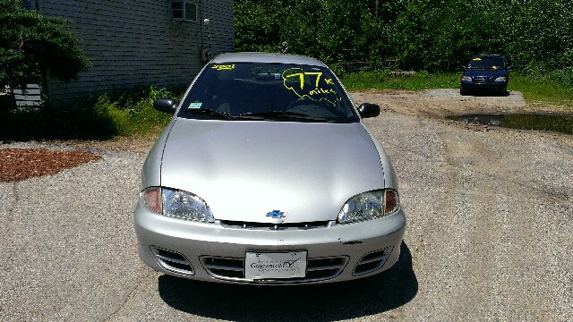 Chevrolet Cavalier 2001 photo 4