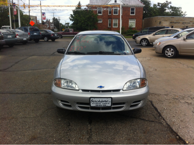 Chevrolet Cavalier 2001 photo 2