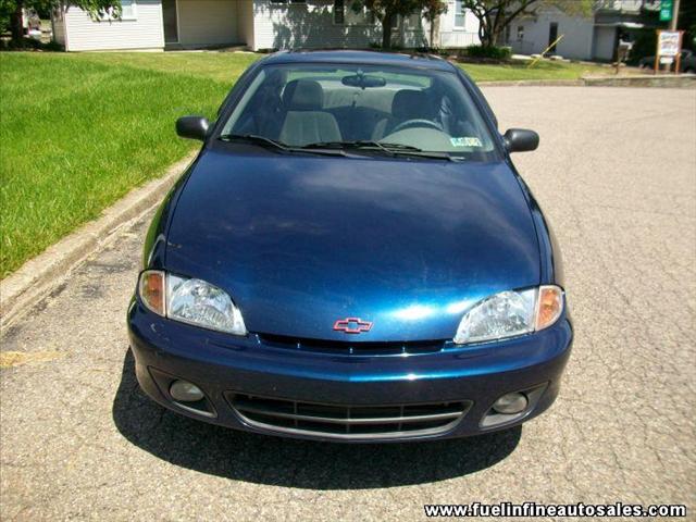 Chevrolet Cavalier 2001 photo 2