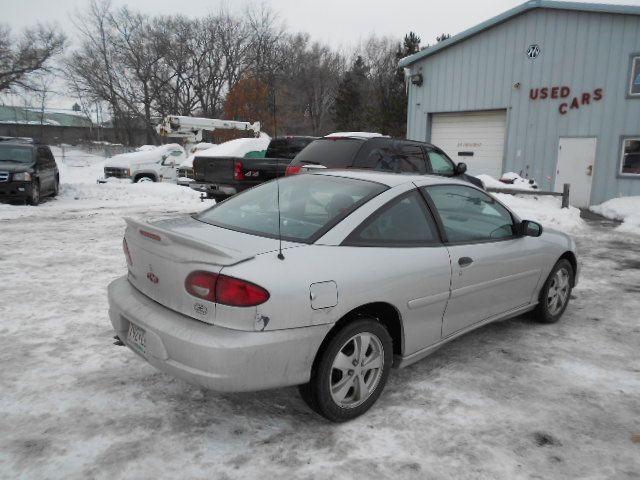 Chevrolet Cavalier 2001 photo 2