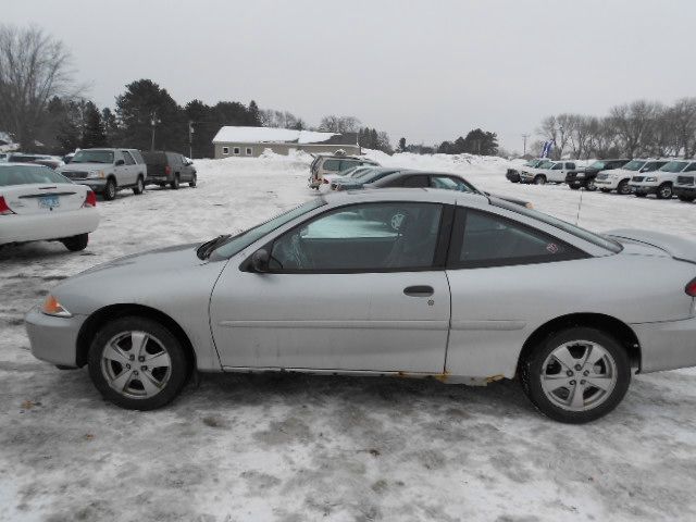 Chevrolet Cavalier 2001 photo 4