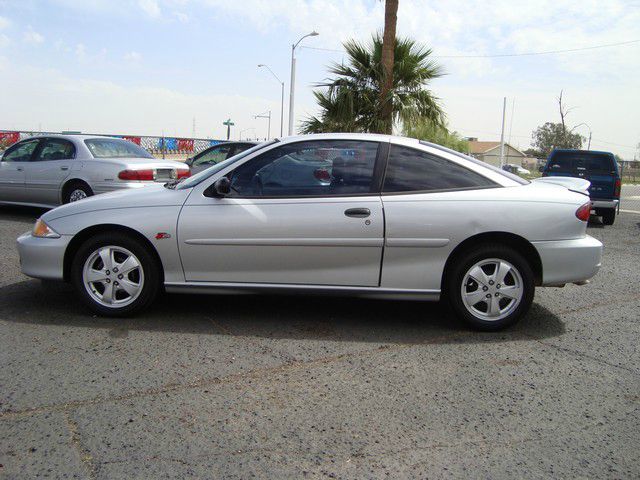 Chevrolet Cavalier 2001 photo 4