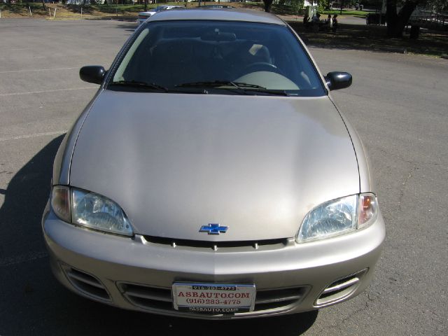 Chevrolet Cavalier 2001 photo 2