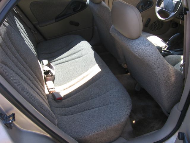 Chevrolet Cavalier 2001 photo 4