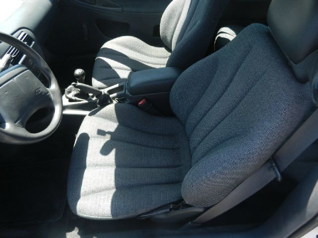 Chevrolet Cavalier 2001 photo 1