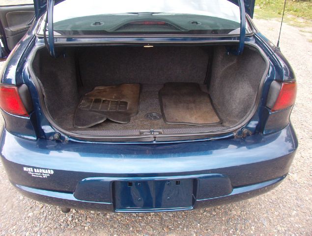Chevrolet Cavalier 2001 photo 1