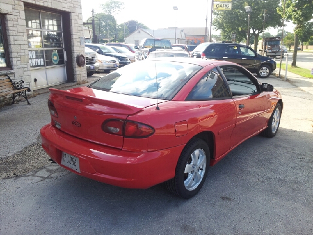 Chevrolet Cavalier 2001 photo 2