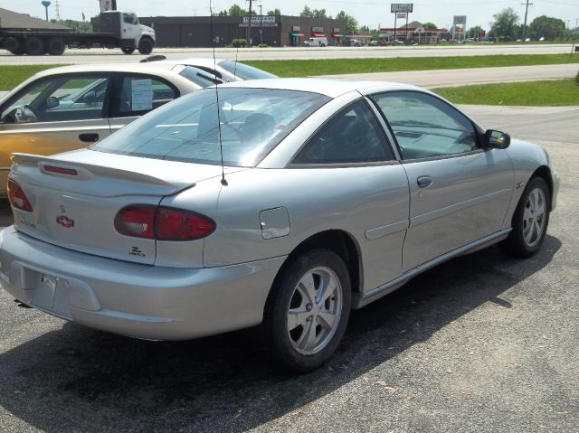 Chevrolet Cavalier SE-R Spec V SUV