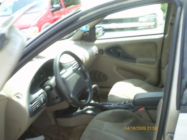 Chevrolet Cavalier 2002 photo 4