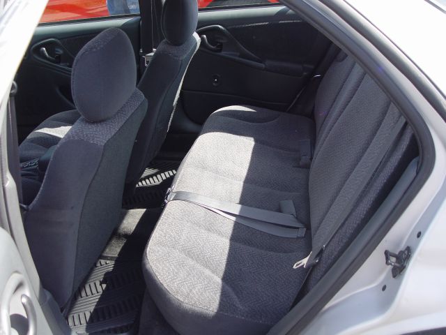 Chevrolet Cavalier 3.2 Sedan 4dr Sedan