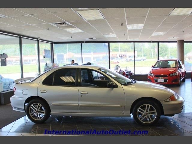 Chevrolet Cavalier GL Manual W/siab Sedan