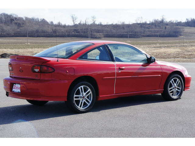 Chevrolet Cavalier 2002 photo 2