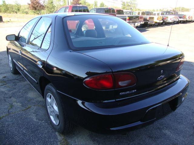 Chevrolet Cavalier 2002 photo 2