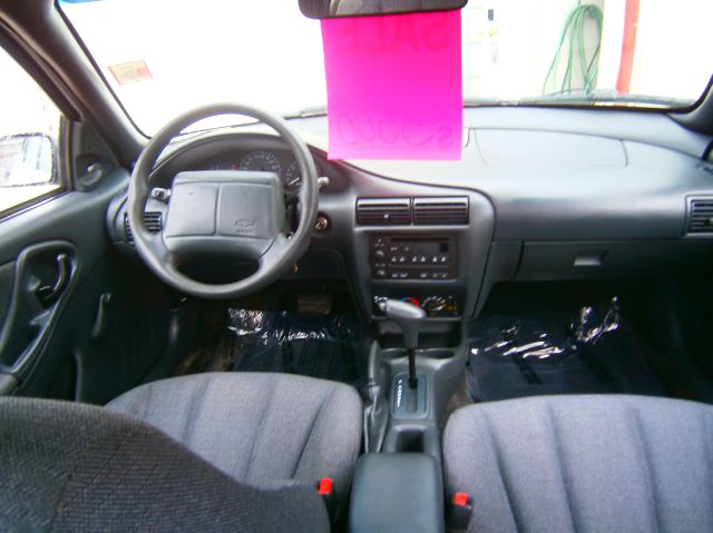 Chevrolet Cavalier 2002 photo 1