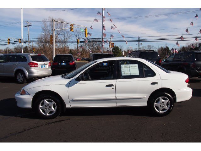 Chevrolet Cavalier 2002 photo 4