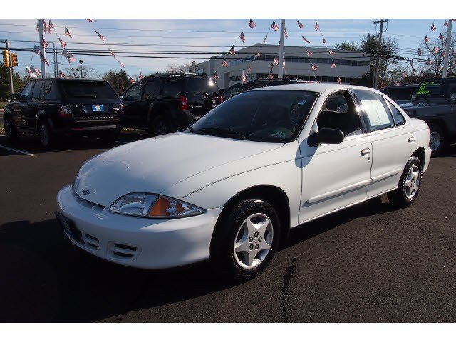 Chevrolet Cavalier 2002 photo 3
