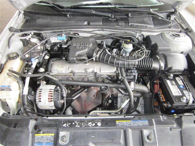 Chevrolet Cavalier 2002 photo 2